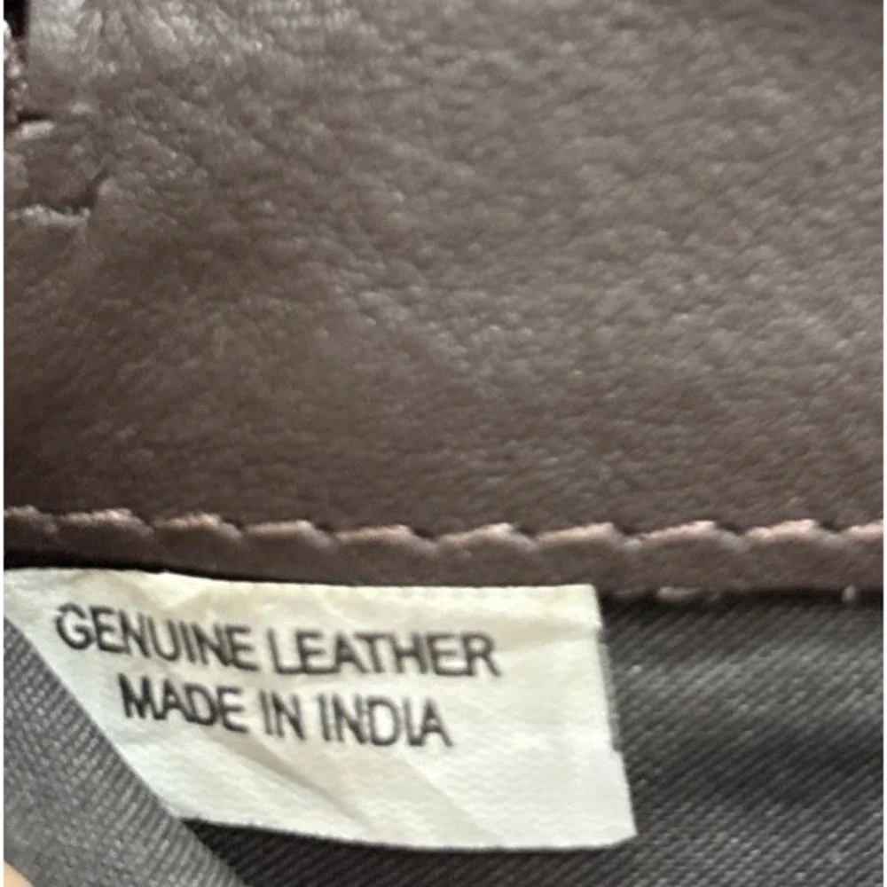 Genuine Brown Pebbled Leather RFID Blocking Zippered Passport Travel Wallet EUC